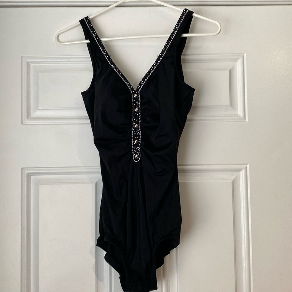 NWOT Maxine of Hollywood Black One Piece Bathing Suit Size 10